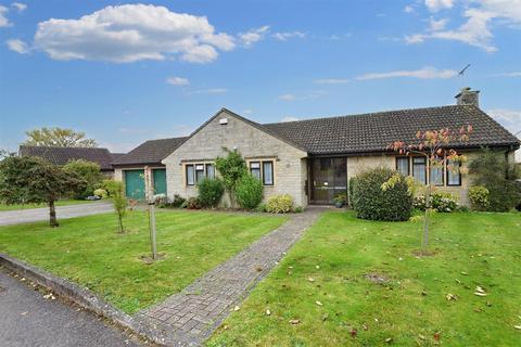 3 bedroom detached bungalow for sale, Freame Way, Gillingham