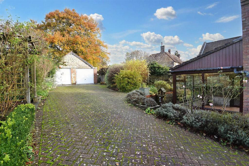 Drive and Garages