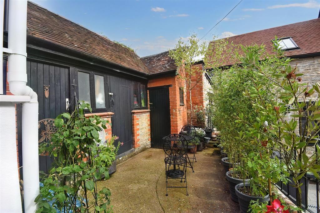 Church Hill, Stalbridge 3 bed cottage for sale £265,000