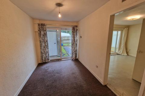 3 bedroom semi-detached house for sale, Cysgod Y Coleg, Bala