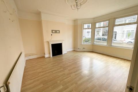 1 bedroom flat for sale - Westcliff-on-Sea SS0