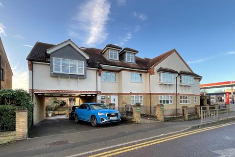 1 bedroom flat for sale, 383 Rayleigh Road, Leigh-on-Sea SS9