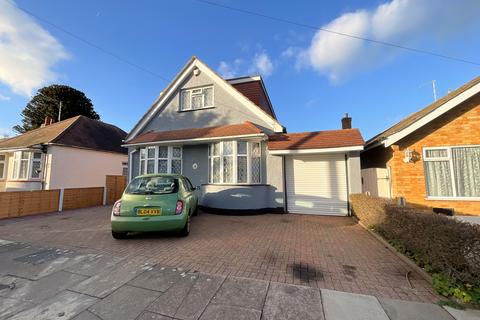 3 bedroom detached house for sale, Southend-on-Sea SS2