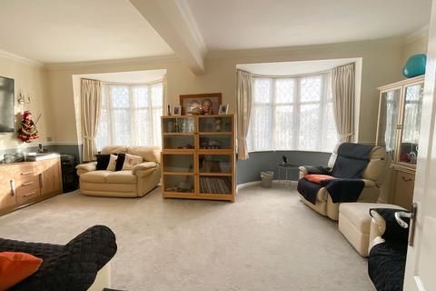 3 bedroom detached house for sale, Southend-on-Sea SS2