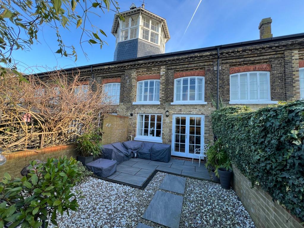 Halliday Drive, Walmer, Deal, CT14 3 bed terraced house for sale £650,000