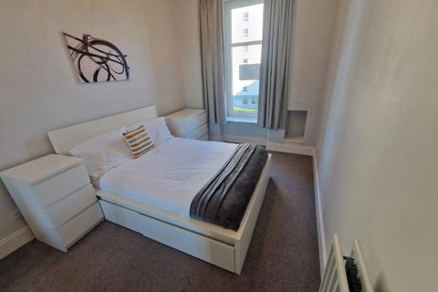 2 bedroom flat to rent, Holburn Street, City Centre, Aberdeen, AB10