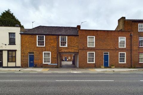 undefined, London Road, Gloucester, Gloucestershire, GL1