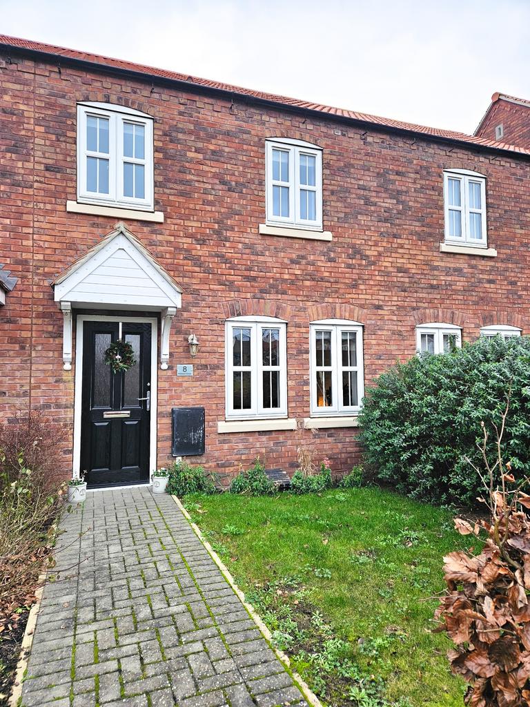 Pitsford Close, Waddington, LN5 3 bed townhouse to rent £925 pcm (£