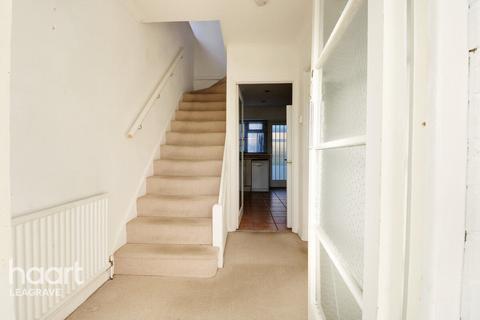 34 Stoneygate Road, Luton, LU4 9TG