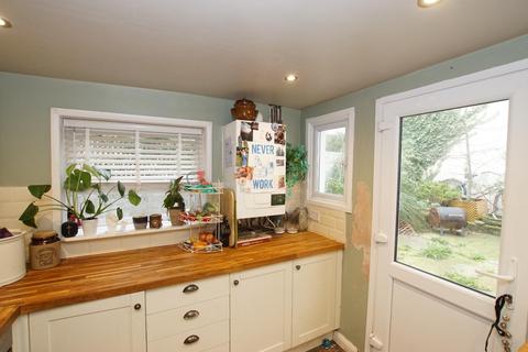 2 Bath Road, Eastbourne, BN21 4UA