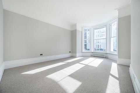 2 bedroom apartment for sale, Howard Square, Eastbourne BN21