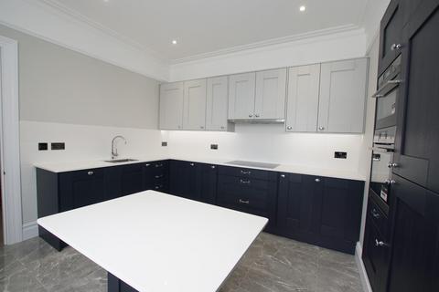 2 bedroom apartment for sale, 1 Howard Square, Eastbourne BN21
