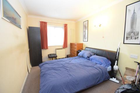 1 bedroom retirement property for sale, Wannock Road, Eastbourne BN22