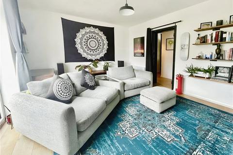 2 bedroom apartment for sale, Gosbrook Road, Caversham, Reading