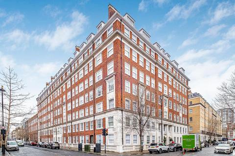 3 bedroom flat for sale, George Street, London