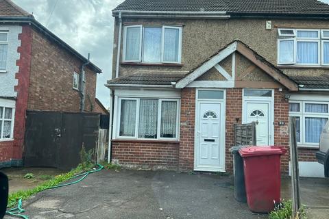 3 bedroom semi-detached house for sale, St. Pauls Avenue, Slough SL2