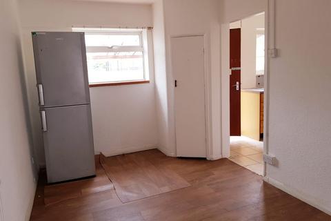 3 bedroom end of terrace house for sale, Knolton Way, Slough SL2
