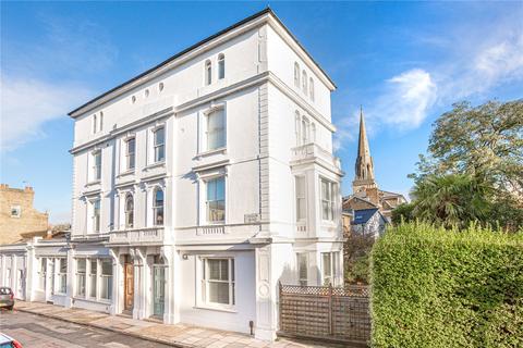 4 bedroom end of terrace house for sale, Onslow Road, Richmond, Surrey