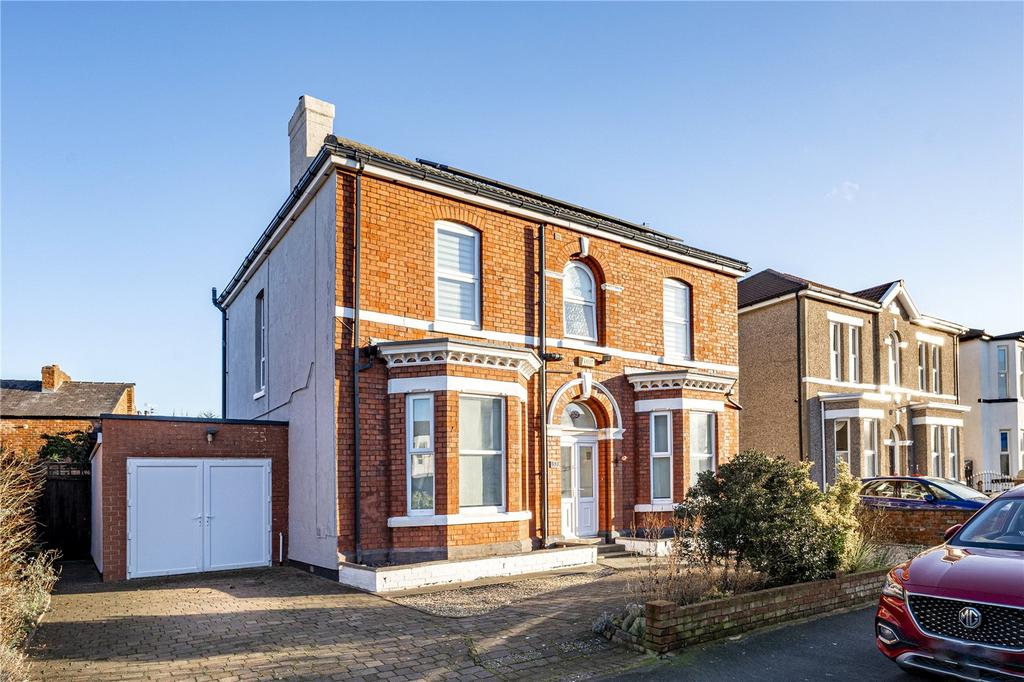 Southbank Road, Southport... 4 bed detached house for sale £445,000
