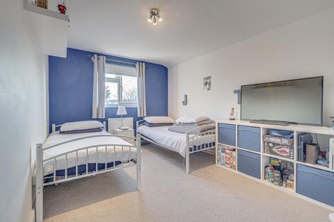 150 Church Road, Benfleet, SS7 4EN