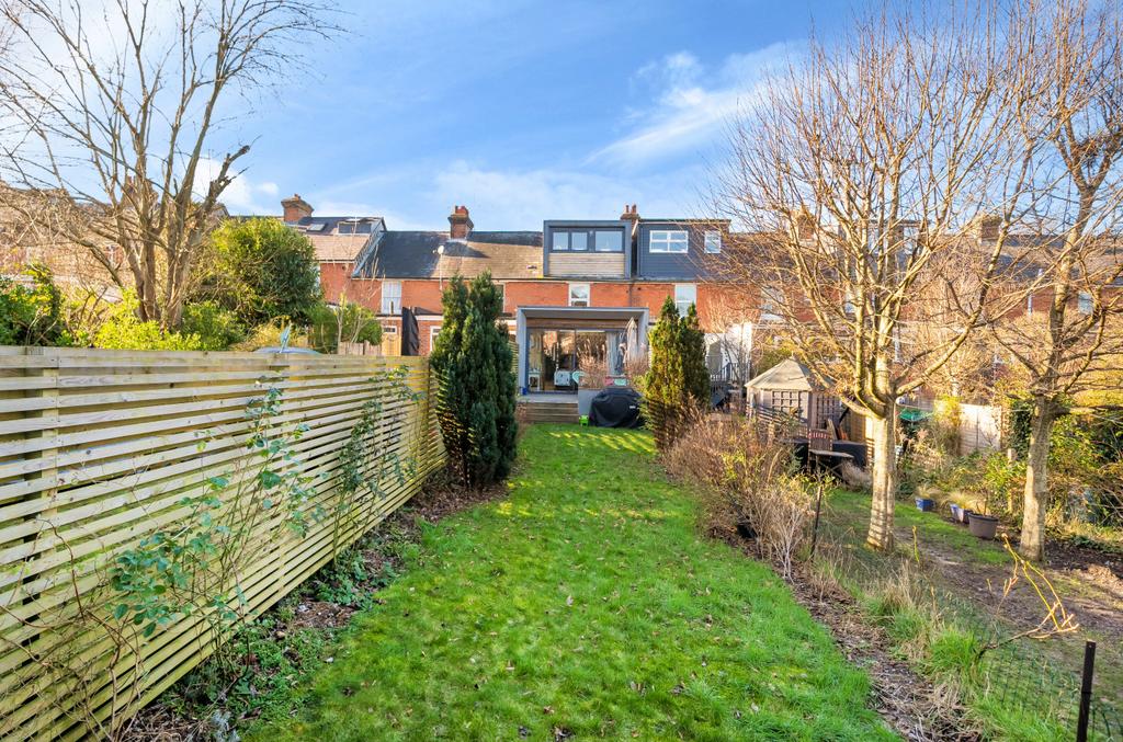 St. Johns Road, Winchester, Hampshire, SO23 3 bed terraced house for