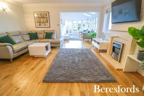 15a River Drive, Upminster, RM14 1AR
