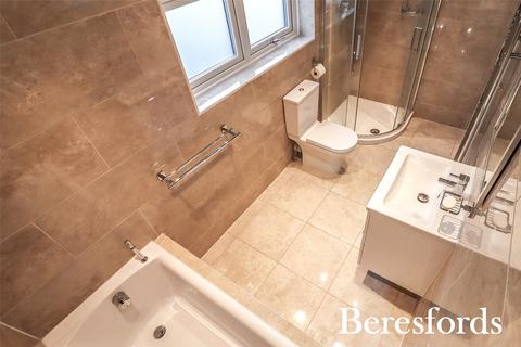 15a River Drive, Upminster, RM14 1AR