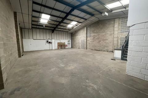 Industrial unit to rent, Unit 7B Lodge Road, Staplehurst, Tonbridge, Kent, TN12 0QY