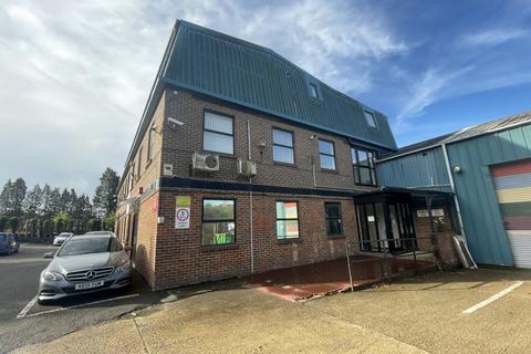 Office to rent, Units B & E, Homesdale Business Centre, Maidstone Road, Platt, Sevenoaks, Kent, TN15 8JL