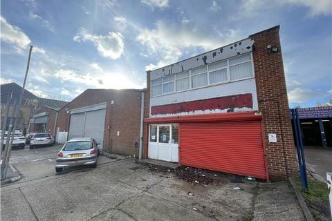 Industrial unit to rent, 63 St. Peters Street, Maidstone, Kent, ME16 0SN