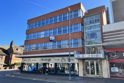 Office to rent, Sussex House, 21-25 Lower Stone Street, Maidstone, Kent, ME15 6YT