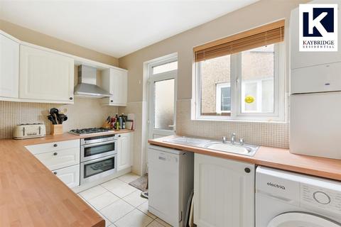 24 Fulford Road, Epsom, KT19 9QX