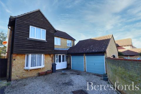 4 bedroom detached house for sale, Middleton Row, South Woodham Ferrers, CM3