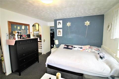 2 bedroom flat for sale, Church Road, West London, Hayes, London Borough of Hillingdon, UB3 2LP