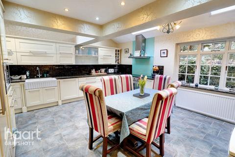 5 bedroom detached house for sale, Beech Hill, Bordon