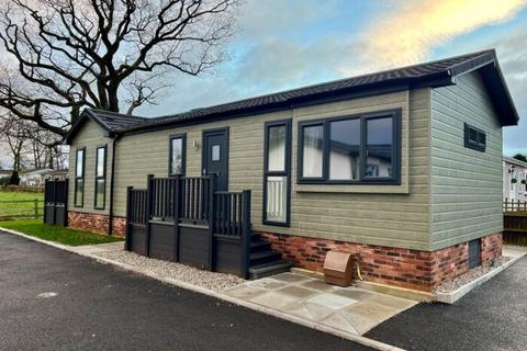 2 bedroom park home for sale, Mobberley Cheshire