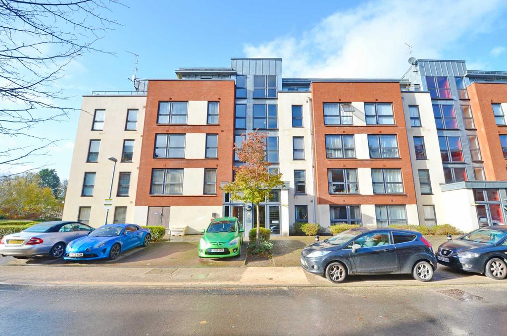 Paxton Drive, Ashton 2 bed apartment £1,400 pcm (£323 pw)