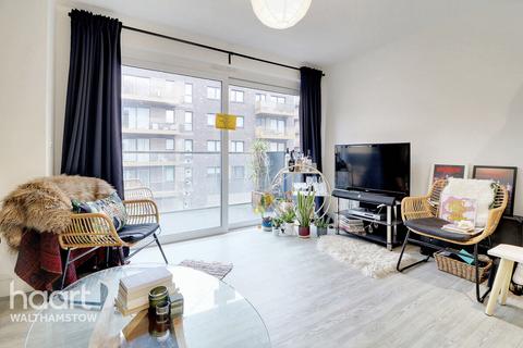 Flat 12, 14 Hoffmans Road, London, E17 6ZG
