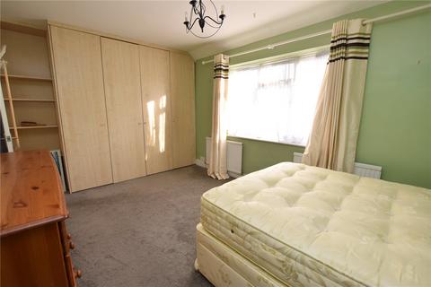 2 bedroom terraced house for sale, Lymington Road, Dagenham, RM8