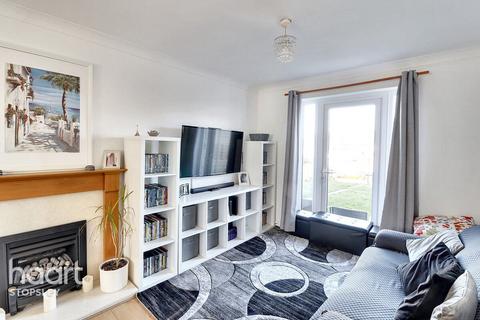 24 Garretts Mead, Luton, LU2 9BY