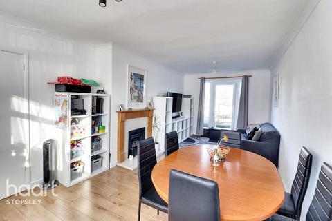 24 Garretts Mead, Luton, LU2 9BY