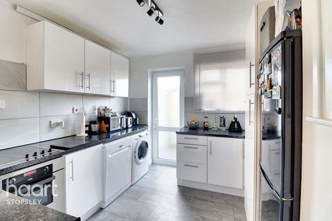 24 Garretts Mead, Luton, LU2 9BY
