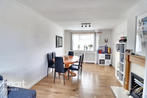 24 Garretts Mead, Luton, LU2 9BY