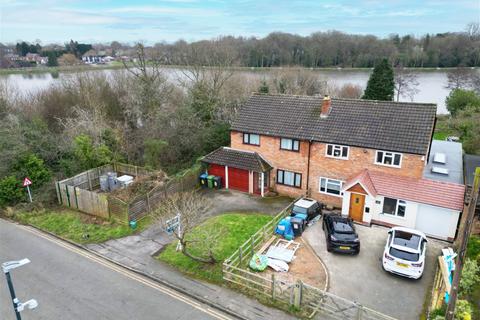 2 Malthouse Lane, Earlswood, Solihull, B94 5RY