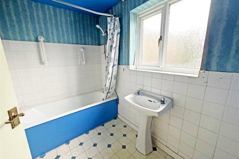 2 Malthouse Lane, Earlswood, Solihull, B94 5RY