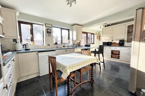5 bedroom detached house for sale, Hughes Close, Blackfield, SO45