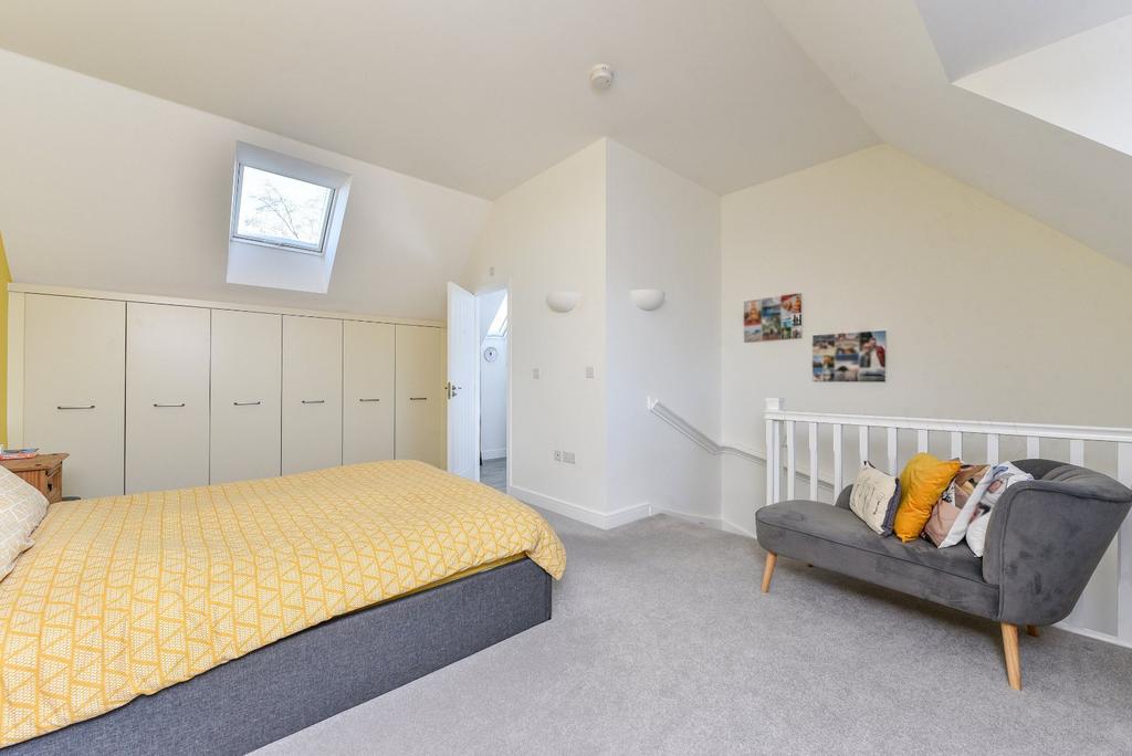 Primary Bed Suite
