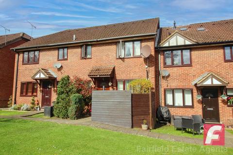 1 bedroom cluster house for sale, St Andrews Terrace, South Oxhey