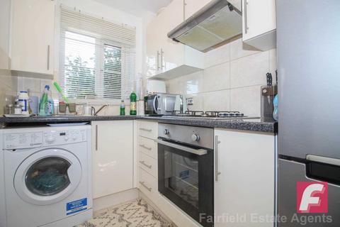 1 bedroom cluster house for sale, St Andrews Terrace, South Oxhey