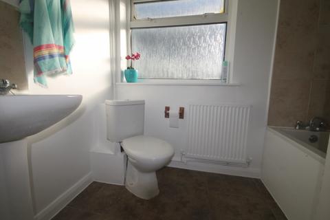 92 Myrtle Road, Hounslow, TW3 1QD